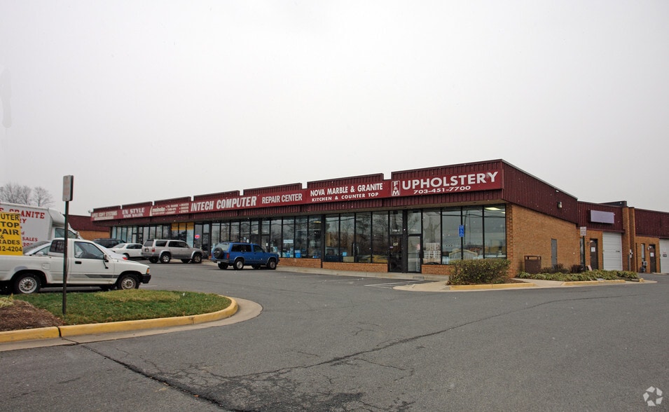 77007702 Backlick Rd, Springfield, VA, 22150 Retail Space For Lease