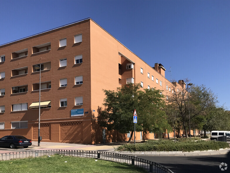 Calle Estocolmo, 1-19, Alcorcón, Madrid for lease - Building Photo - Image 2 of 3