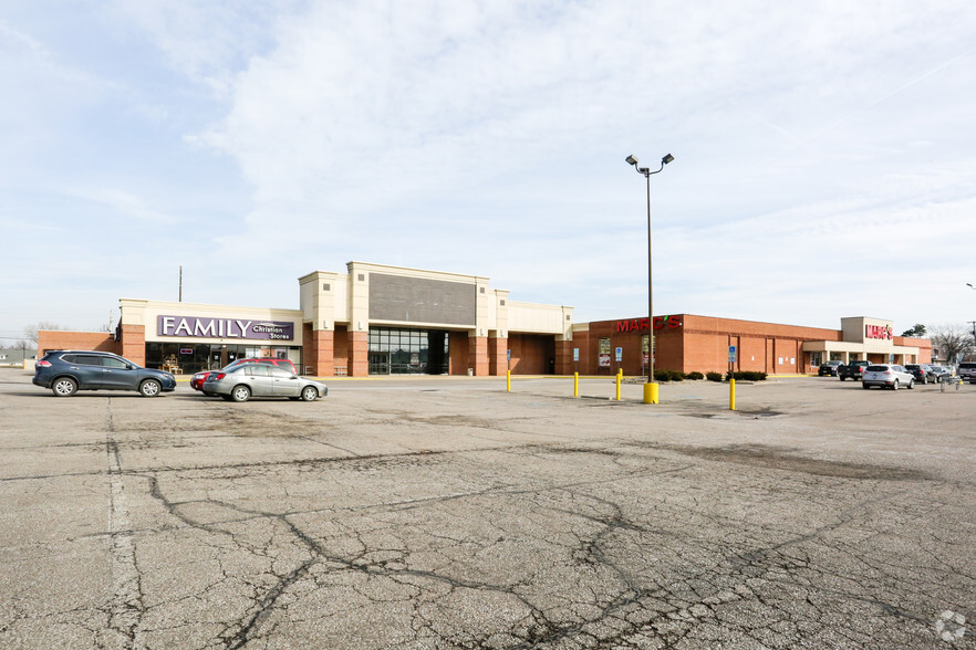 445-449 Midway Blvd, Elyria, OH 44035 | LoopNet