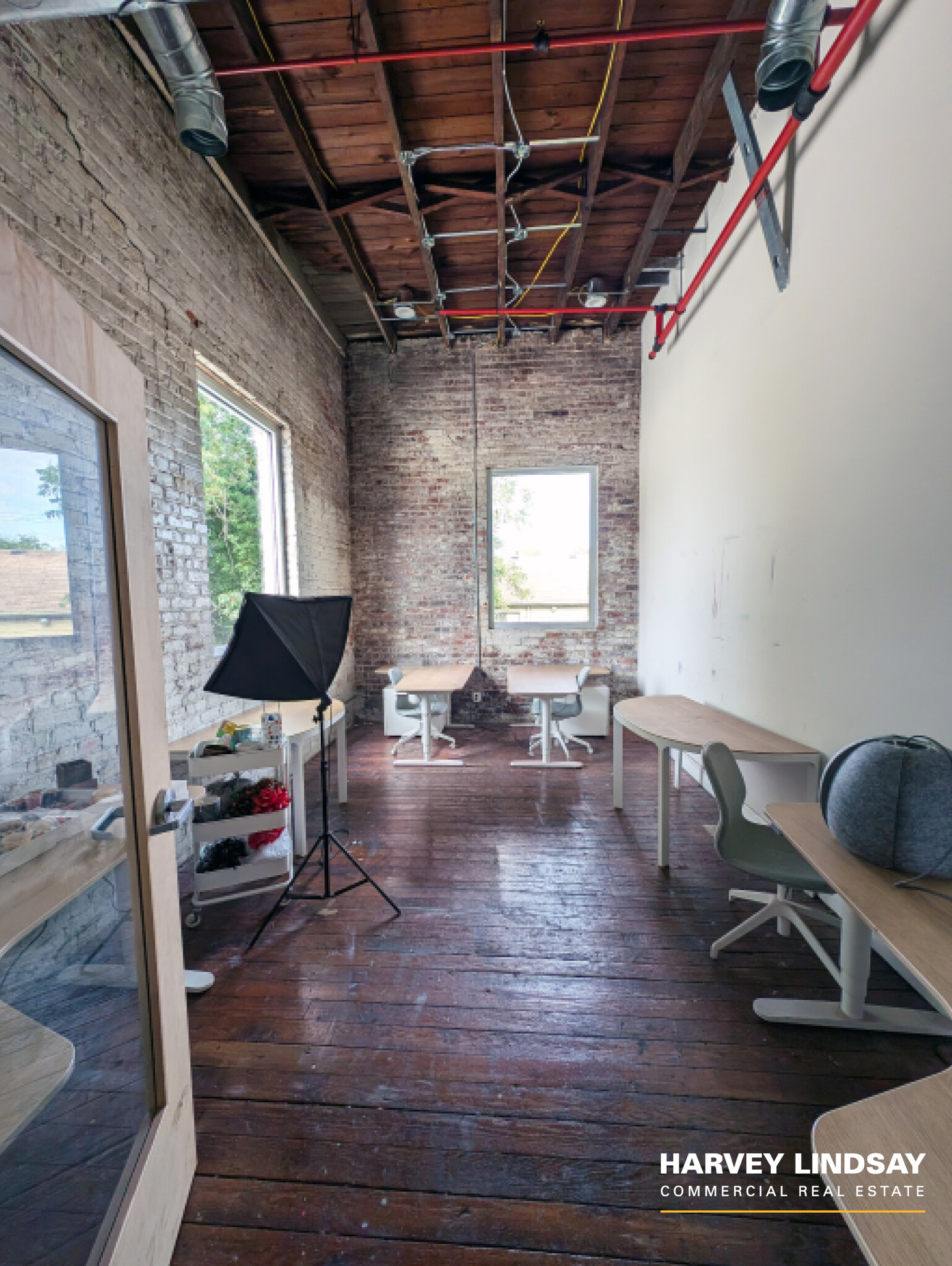 218 W 25th St, Norfolk, VA for lease Interior Photo- Image 1 of 6