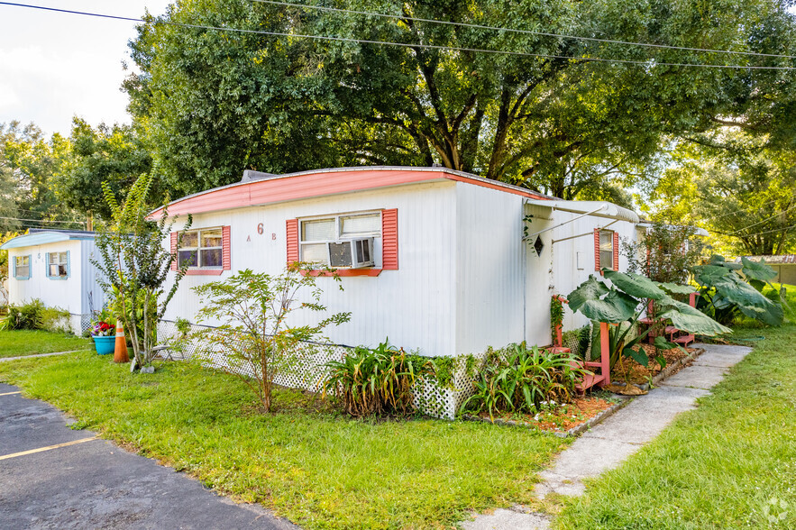 15101 N 15th St, Lutz, FL for sale - Primary Photo - Image 1 of 7