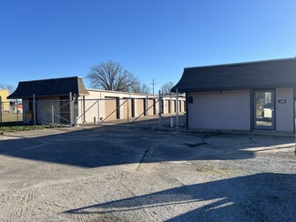 More details for 100 E 1st St, Grove, OK - Specialty for Sale