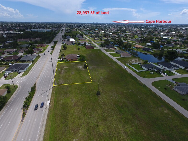 1206 Santa Barbara Blvd, Cape Coral, FL for sale - Aerial - Image 2 of 6