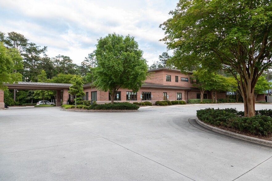 1729 New Hanover Medical Park Dr, Wilmington, NC for sale - Building Photo - Image 2 of 8