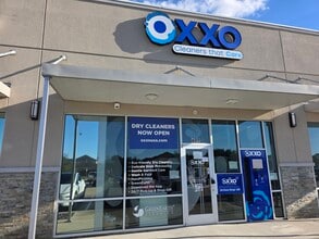 25031 Westheimer Pky, Katy, TX for lease Building Photo- Image 1 of 7