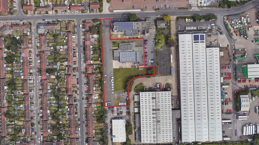 22-42 Freshwater Rd, Dagenham for lease - Aerial - Image 3 of 3