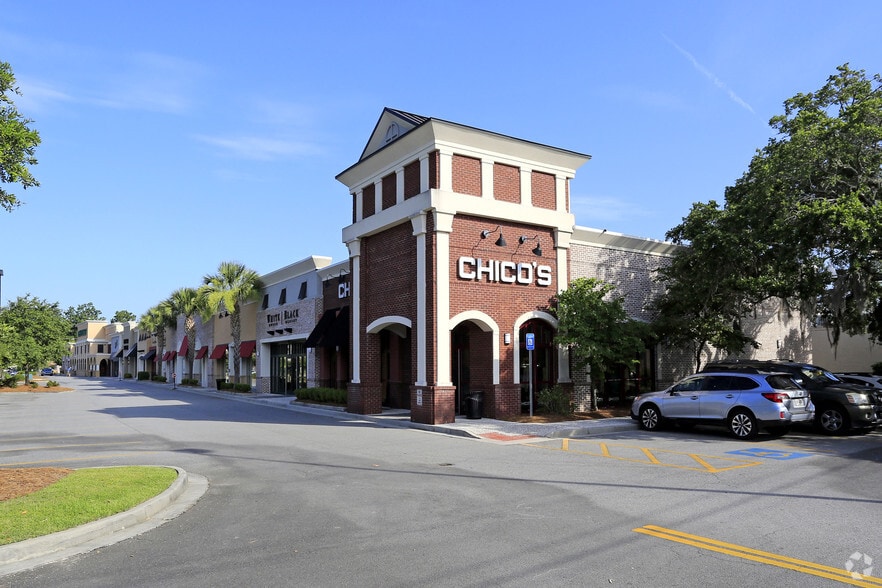 5525 Abercorn St, Savannah, GA for lease - Building Photo - Image 2 of 9