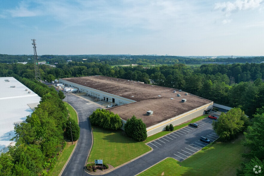 3765 Atlanta Industrial Dr NW, Atlanta, GA for lease - Building Photo - Image 3 of 7
