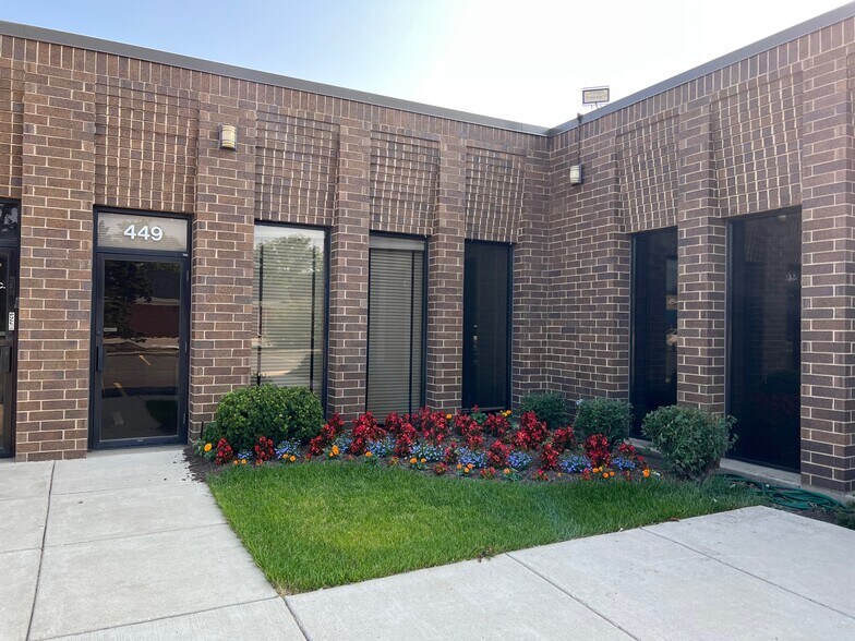 447-455 N York Rd, Elmhurst, IL for sale - Building Photo - Image 1 of 1