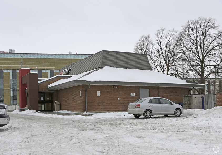 91 University Ave E, Waterloo, ON for sale - Primary Photo - Image 1 of 1