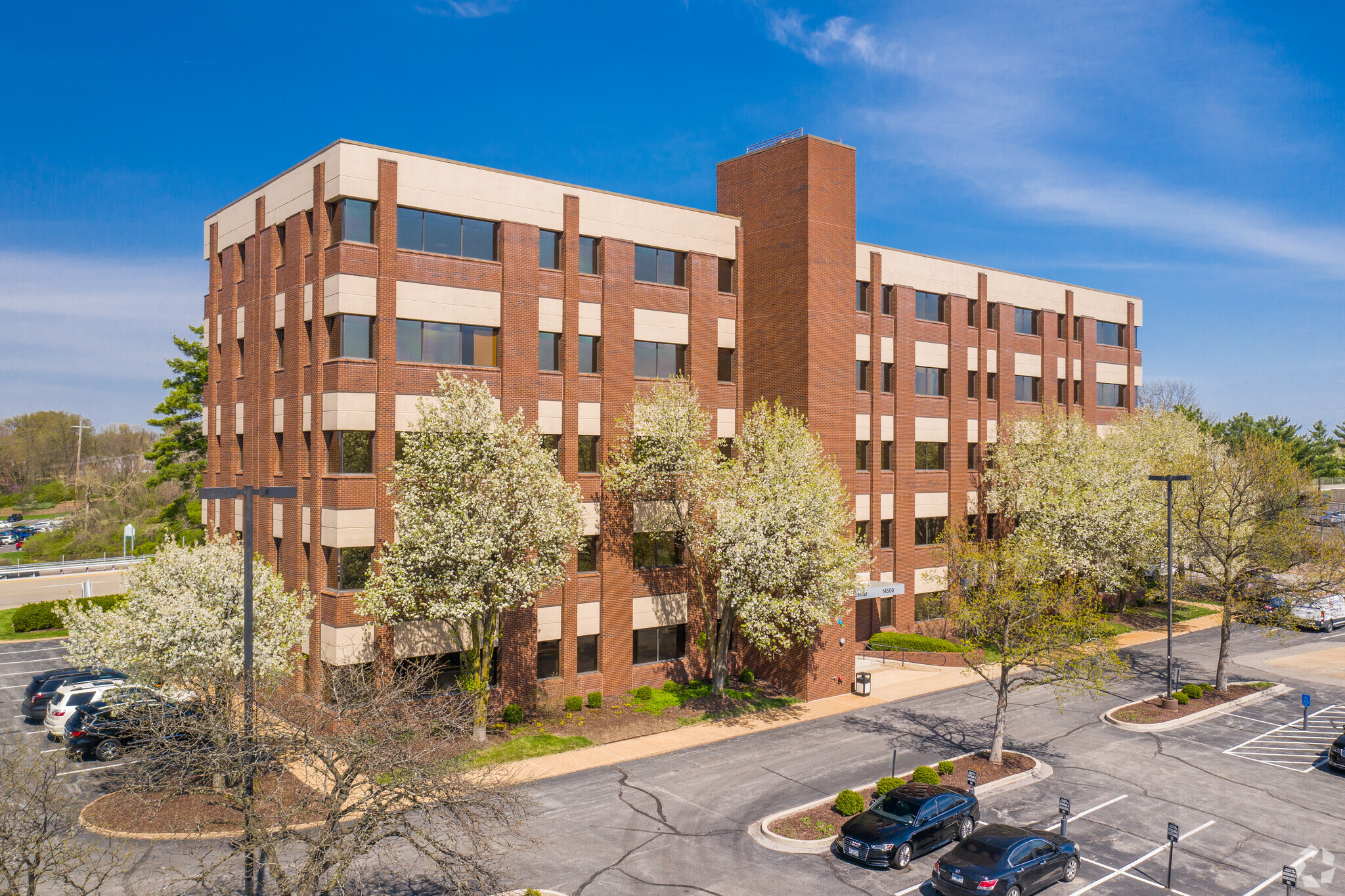 14500 S Outer Forty Rd, Chesterfield, MO for lease Building Photo- Image 1 of 6