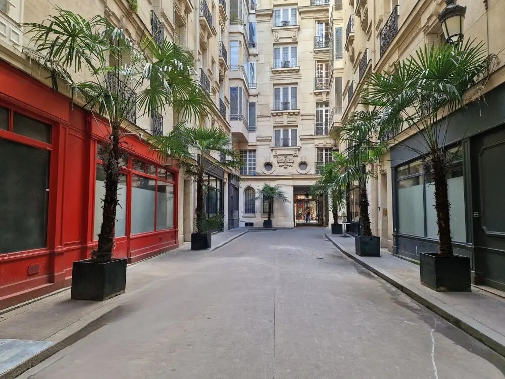 22 Rue De Caumartin, Paris for lease Building Photo- Image 1 of 8