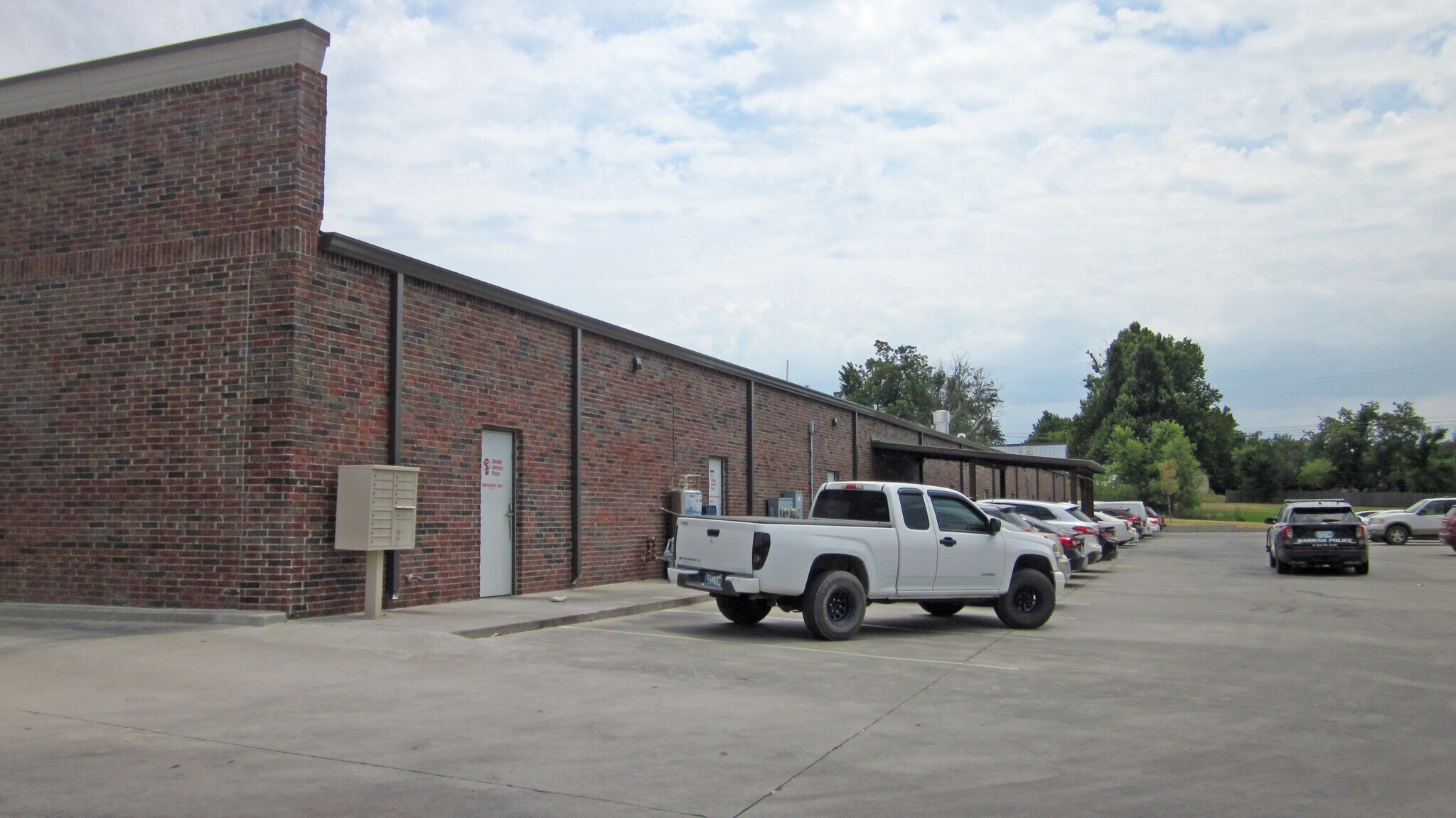 501 S Harrah Rd, Harrah, OK 73045 The Shoppes of Fall Creek