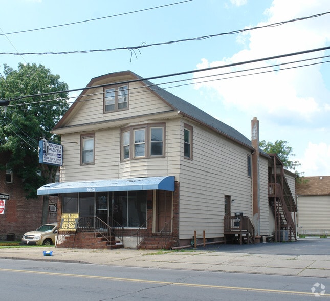 563 Carey Ave, Wilkes Barre, PA 18702