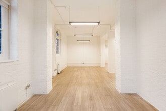 Mortlake High St, London for lease Interior Photo- Image 2 of 2