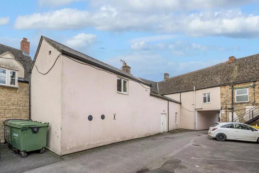 56 High St, Witney for sale - Building Photo - Image 2 of 9