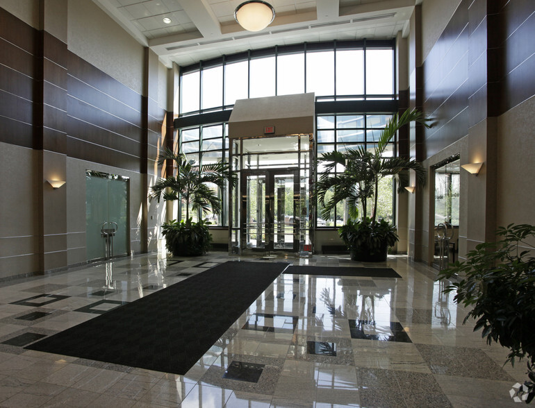 1150 Northbrook Dr, Trevose, PA for sale - Lobby - Image 1 of 1