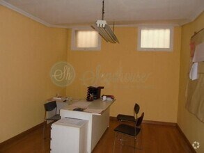 Office in Segovia, Segovia for lease Interior Photo- Image 2 of 8