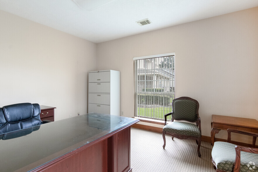 14504 North Fwy, Houston, TX for lease - Interior Photo - Image 3 of 27