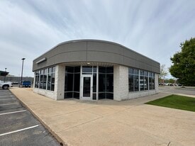 2300 Browns Lake Dr, Burlington WI - Automotive Property