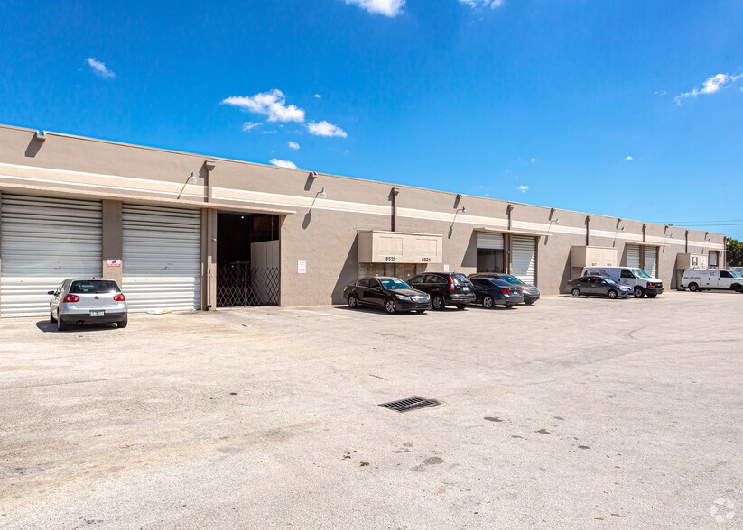 8505-8659 NW 68th St, Miami, FL for lease - Building Photo - Image 2 of 2