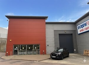 Surrey Canal Rd, London for lease Building Photo- Image 2 of 4