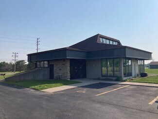 More details for 2415 Augustine Rd, Neenah, WI - Retail for Sale