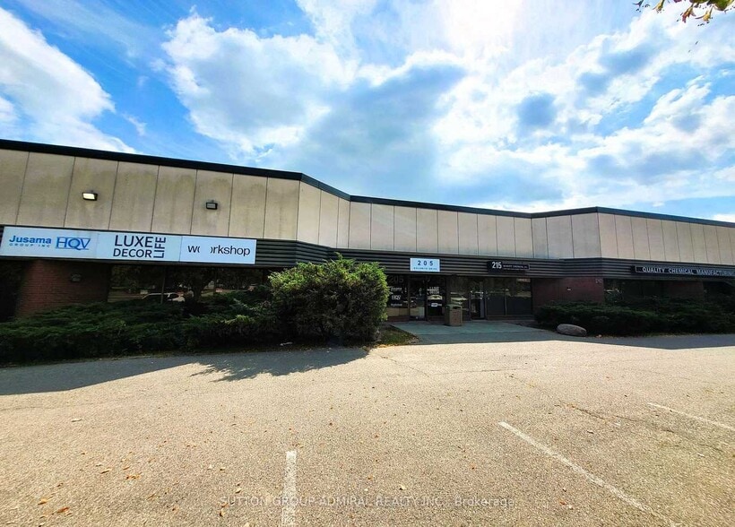 205-215 Dolomite Dr, Toronto, ON for sale - Building Photo - Image 1 of 36