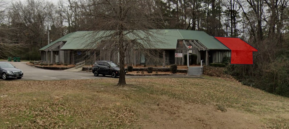 704 Hillcrest Dr, Tupelo, MS for lease - Building Photo - Image 2 of 13