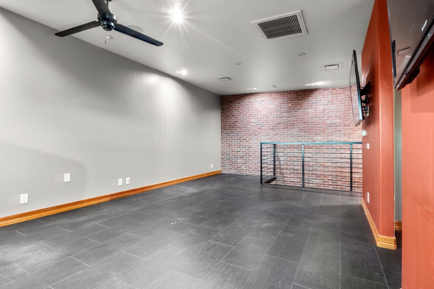 738 Castleton Rd, Castle Rock, CO for lease - Interior Photo - Image 3 of 17