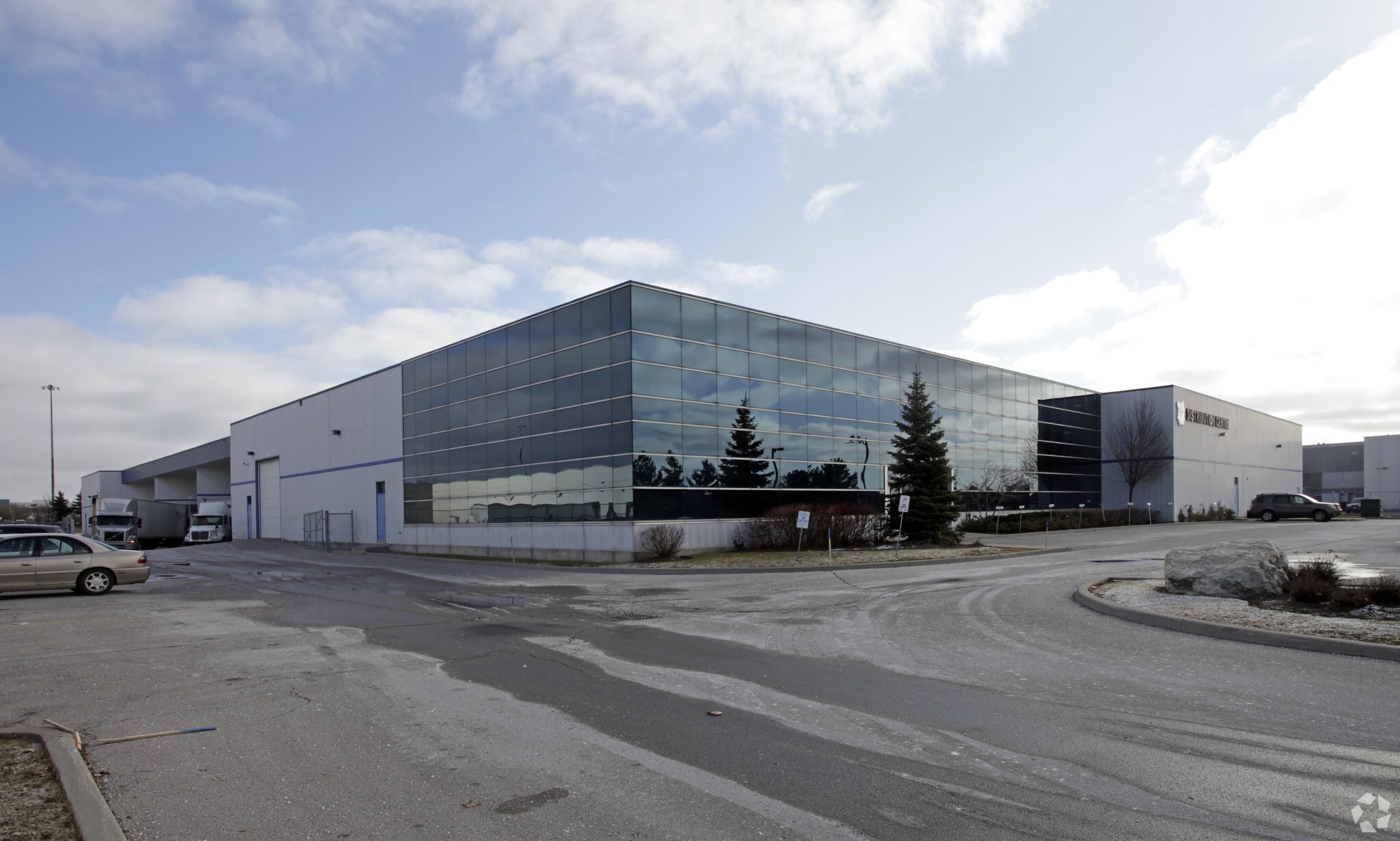 441 Chrislea Rd, Vaughan, ON for sale Primary Photo- Image 1 of 1