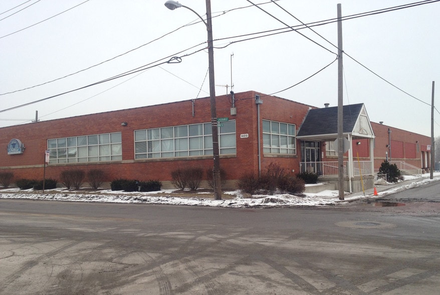 1402-1420 Lagrange St, Toledo, OH for lease - Building Photo - Image 2 of 7