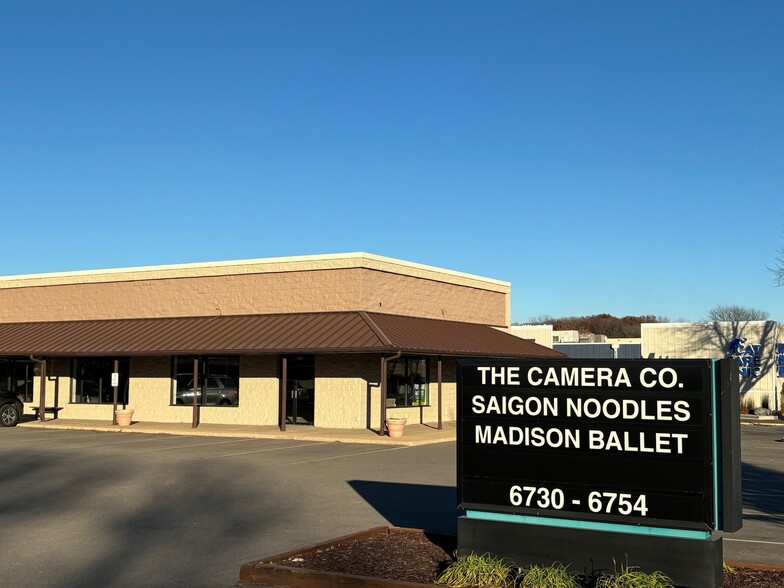 6730 Odana Rd, Madison, WI for lease - Building Photo - Image 1 of 1