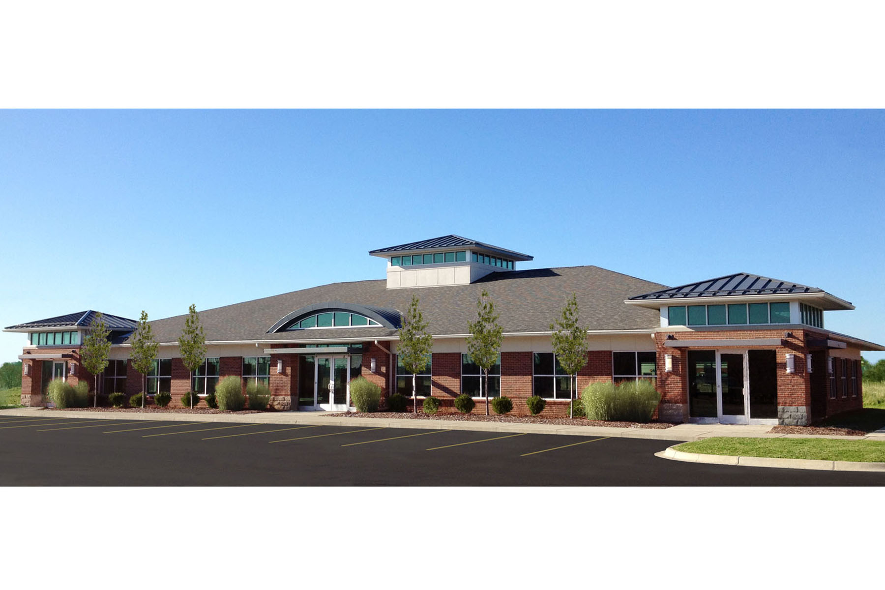 44050 W 12 Mile Rd, Novi, MI for sale Building Photo- Image 1 of 1