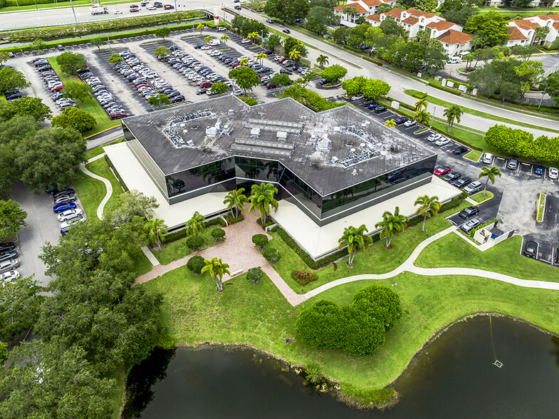9980 Central Park Blvd N, Boca Raton, FL for sale - Building Photo - Image 3 of 9