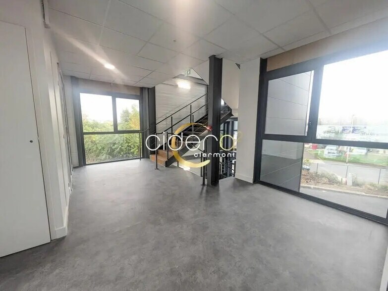Office in Clermont-Ferrand for lease - Interior Photo - Image 3 of 7