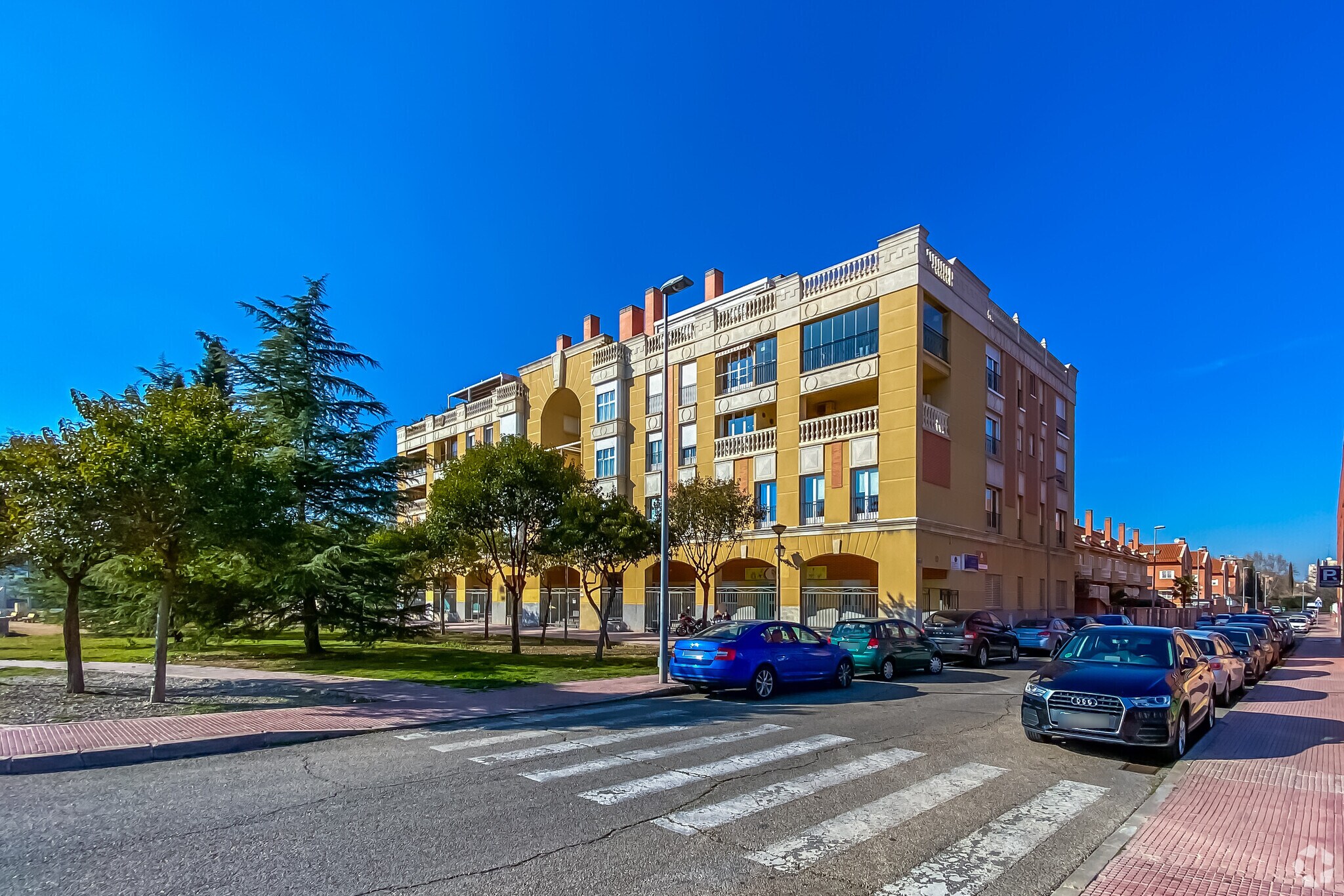 Calle Río Bidasoa, 1, Alcalá de Henares, Madrid for sale Primary Photo- Image 1 of 1