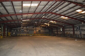 403 N Texas St, Crossett, AR for sale Interior Photo- Image 1 of 1