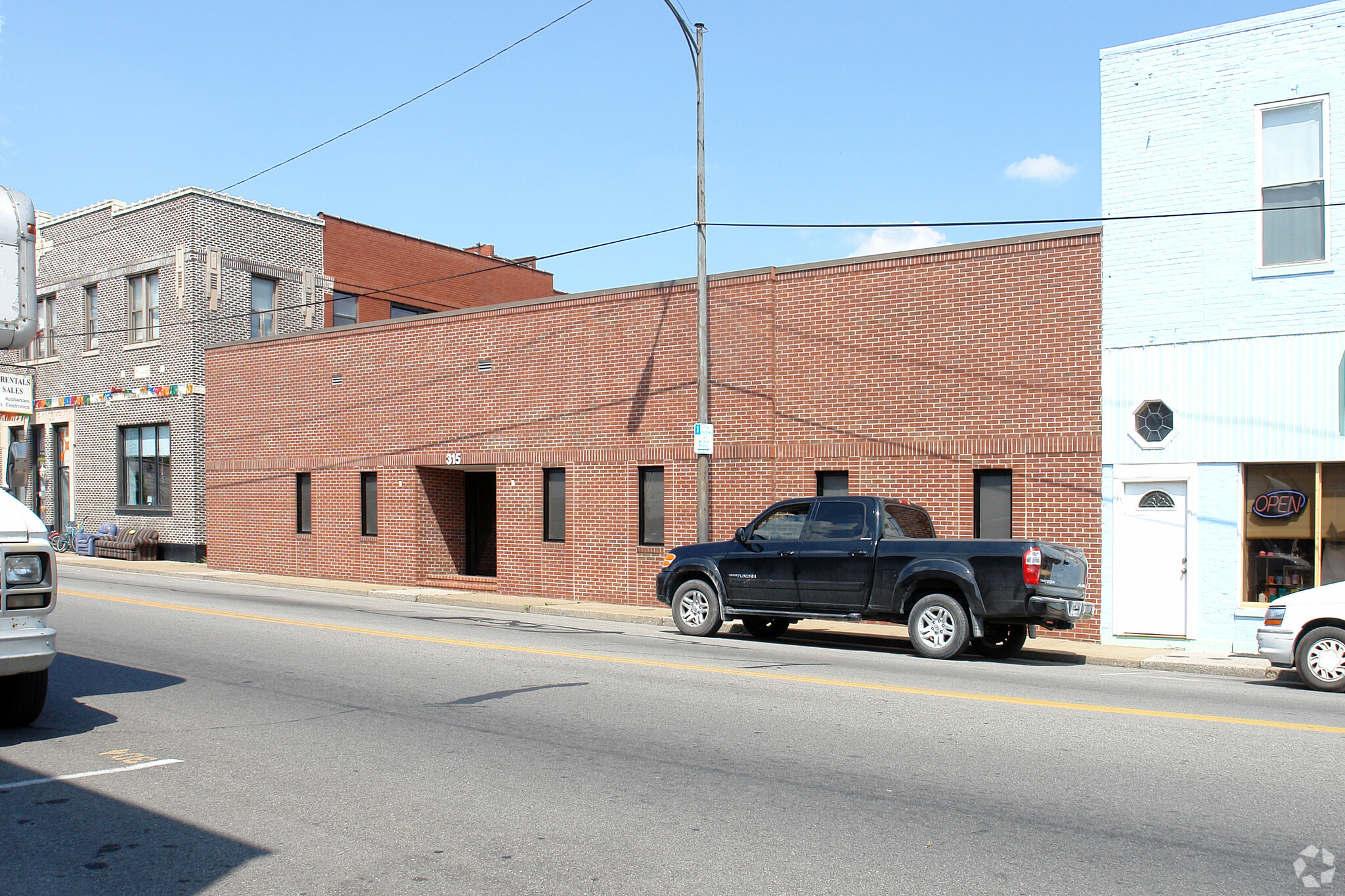 315 N Main St, Evansville, IN for sale Primary Photo- Image 1 of 1