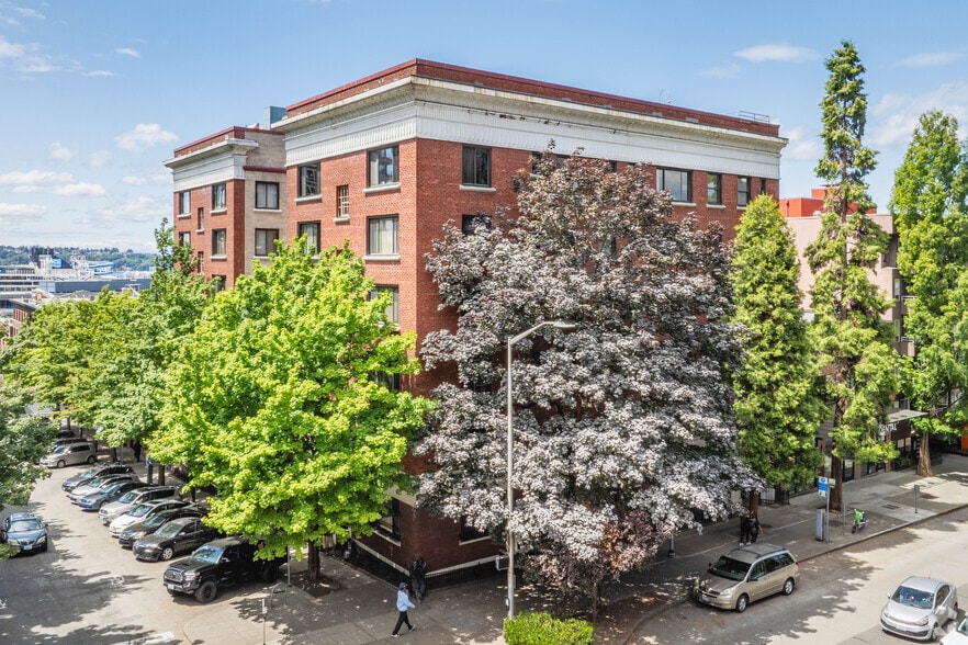 2205 2nd Ave, Seattle, WA for sale - Primary Photo - Image 1 of 1
