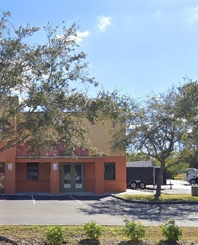 413 NE Van Loon Ln, Cape Coral, FL for lease - Building Photo - Image 2 of 4