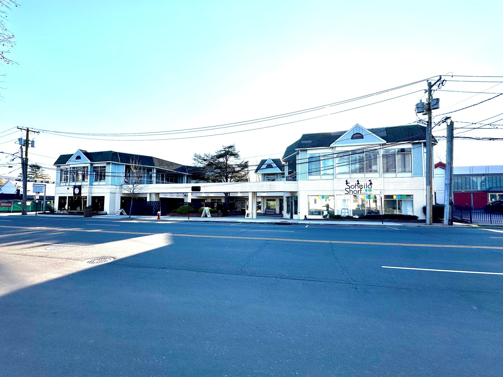770 Middle Neck Rd, Great Neck, NY for lease Primary Photo- Image 1 of 4