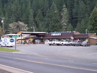 23873 N Umpqua Hwy, Idleyld Park, OR for sale - Primary Photo - Image 1 of 1