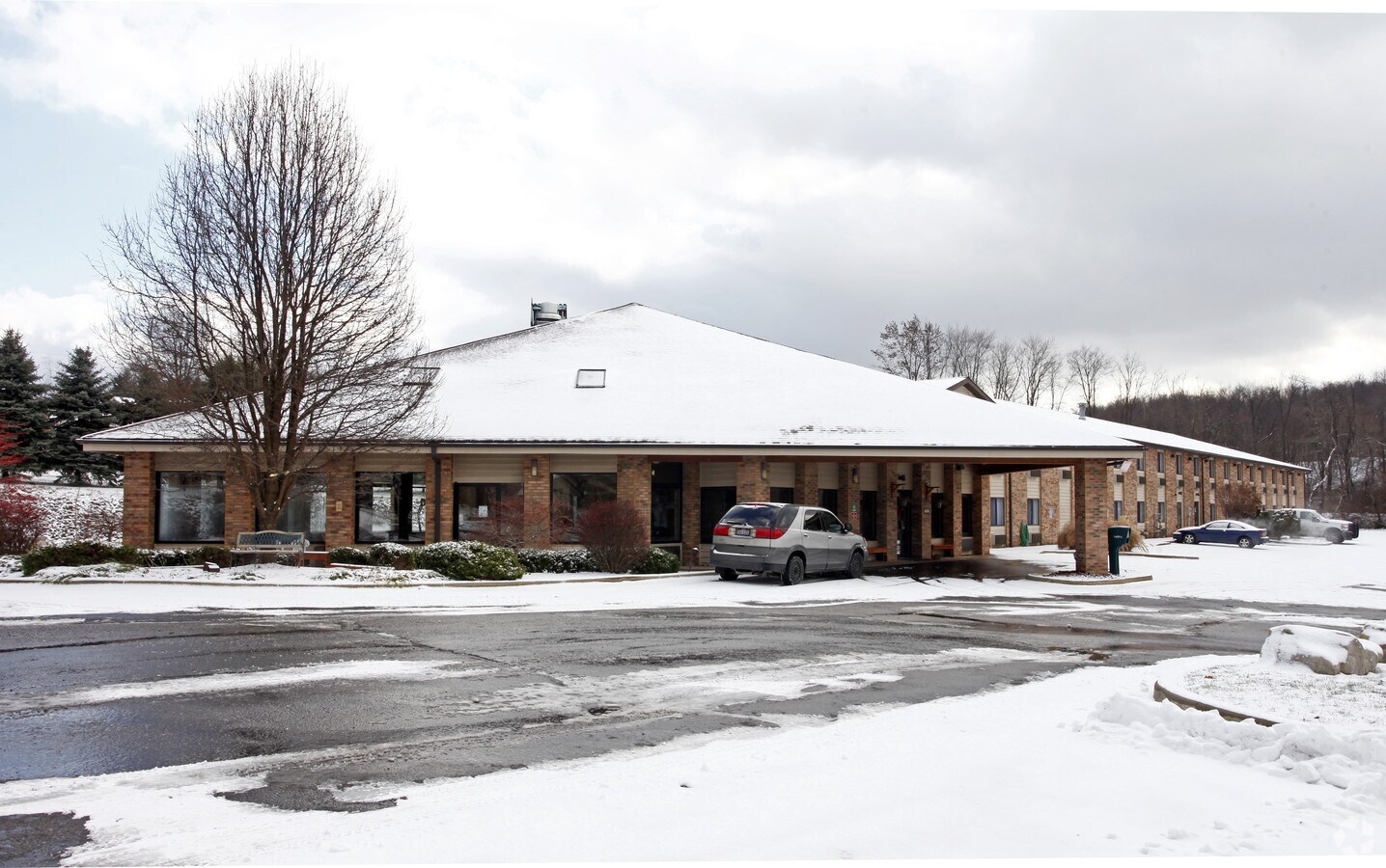 15860 Saint Clair Ave, East Liverpool, OH 43920