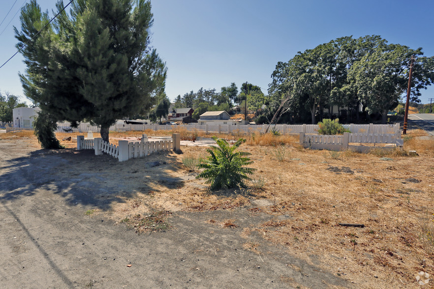 1599 Mission St, San Miguel, CA for sale - Primary Photo - Image 1 of 1