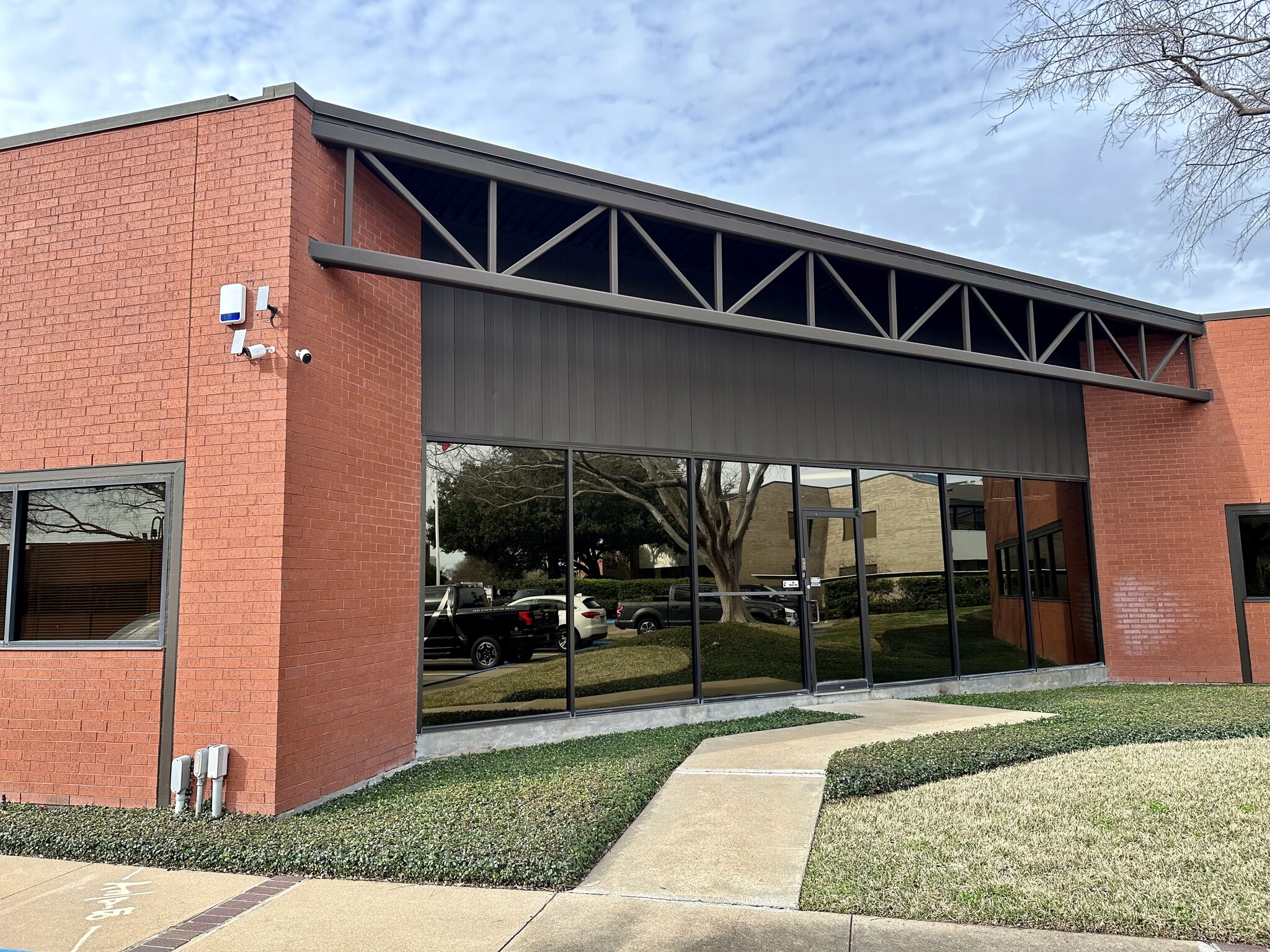 10595 Westoffice Dr, Houston, TX for sale Building Photo- Image 1 of 44