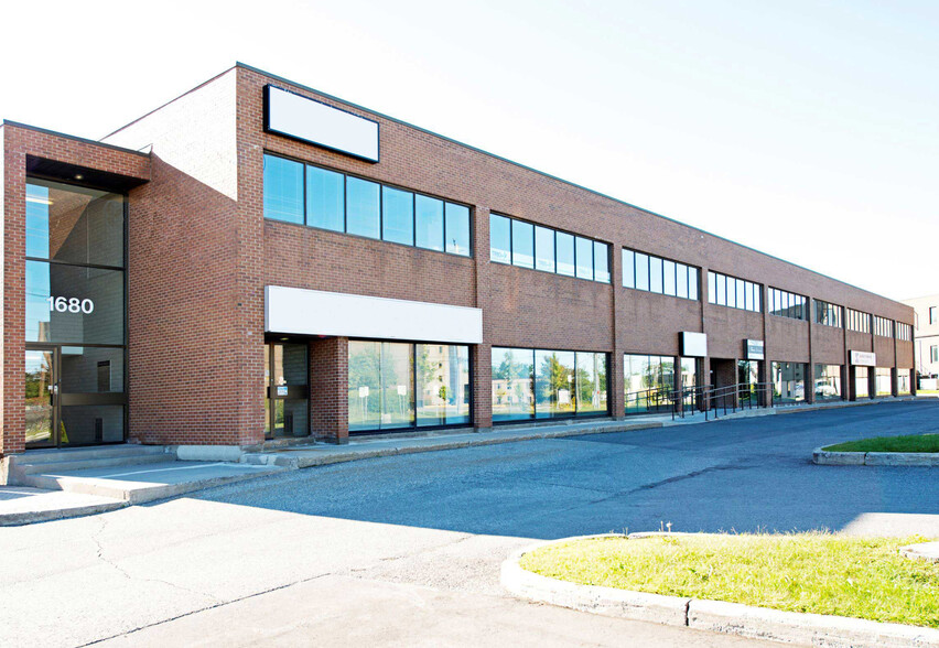 1680-1690 Woodward Dr, Ottawa, ON for lease - Building Photo - Image 1 of 28