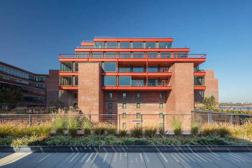 271 11th Ave, New York, NY for lease - Building Photo - Image 2 of 16