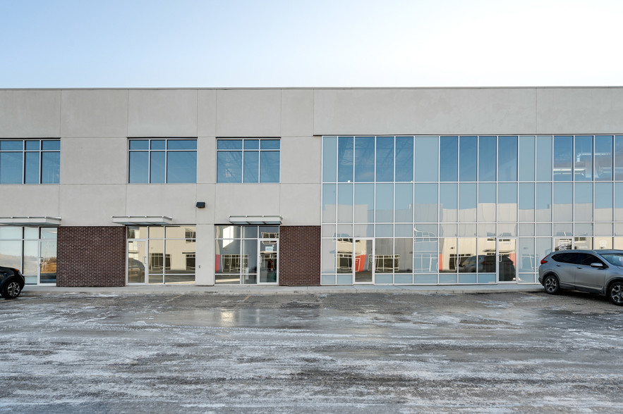 13903-13983 156th St NW, Edmonton, AB for lease - Building Photo - Image 2 of 19