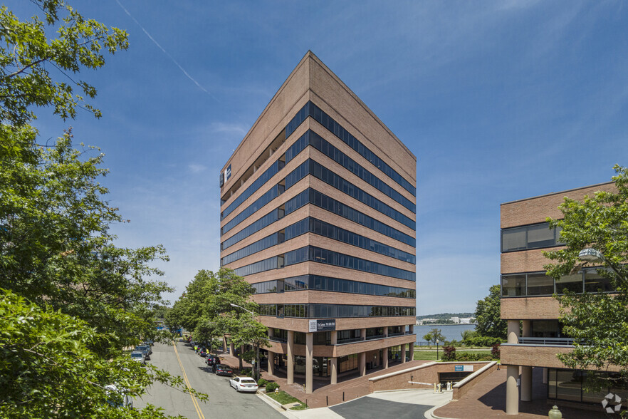 1199 N Fairfax St, Alexandria, VA for lease - Building Photo - Image 2 of 10